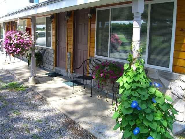 Savannah House Wine Country Inn & Cottages Himrod Exterior foto